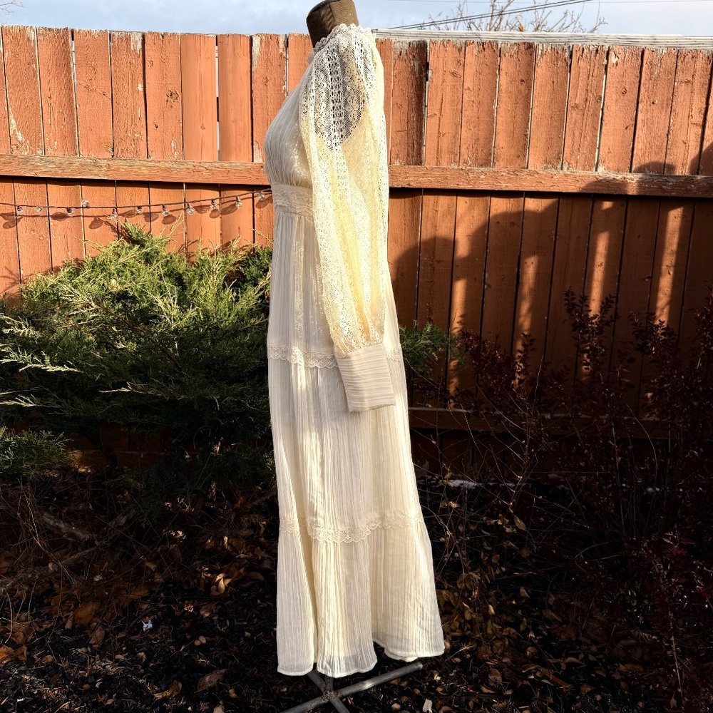 Ethereal ivory prairie/boho maxi dress 🤍 - Picture 3 of 13